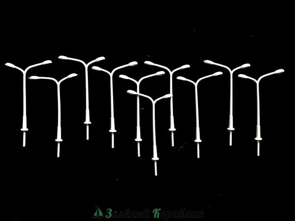 D10411 Пластиковые модели фонарей двойные (высота 50 мм), 10 шт.